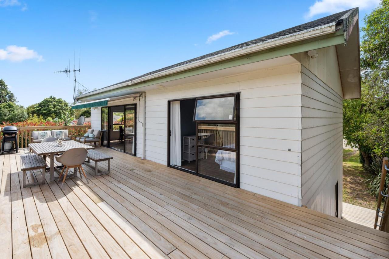 Waitahanui Lake House - Lake Taupo Holiday Home Luaran gambar