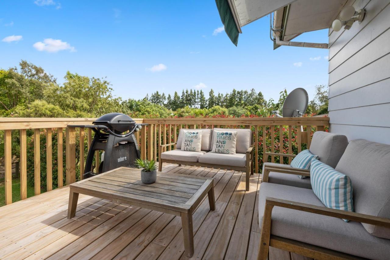 Waitahanui Lake House - Lake Taupo Holiday Home Luaran gambar